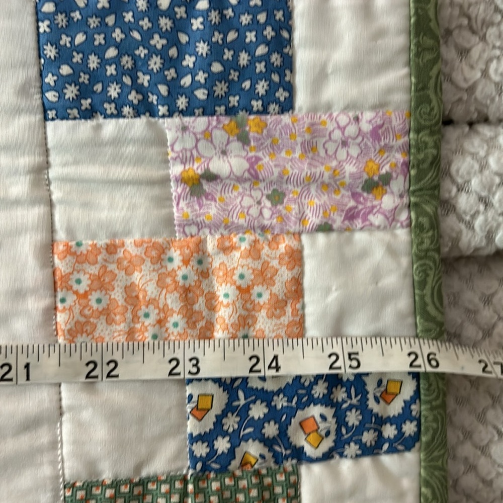 Vintage Handmade Patchwork Rabbit Reversible Quilt - Picture 8 of 17